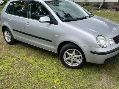 Gebraucht VW Polo 64 PS (47 kW) 2003 Silber Kombi