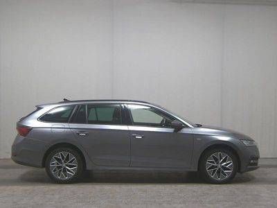 Usata Skoda Octavia Ambition 150 CV (110 kW) 2023 Grigio Station wagon