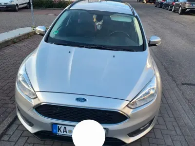 Gebraucht Ford Focus Business Edition 120 PS (88 kW) 2016 Silber Kombi
