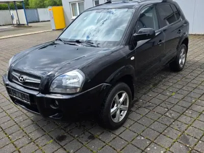 Gebraucht Hyundai Tucson 150 PS (110 kW) 2009 Schwarz SUV