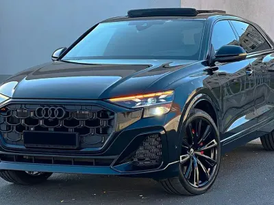 Gebraucht Audi SQ8 Sport 507 PS (372 kW) 2024 Schwarz SUV