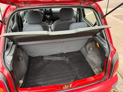 Used Nissan Micra 54 HP (39 kW) 1998 Red Hatchback