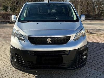 Gebraucht Peugeot Expert Comfort plus 150 PS (110 kW) 2018 Van