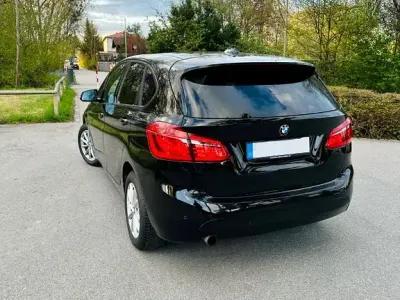 Używany BMW 218 Active Tourer 136 KM (100 kW) 2015 Czarny Minivan