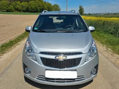 Begagnad Chevrolet Spark LS 82 HK (60 kW) 2012 Silver Halvkombi