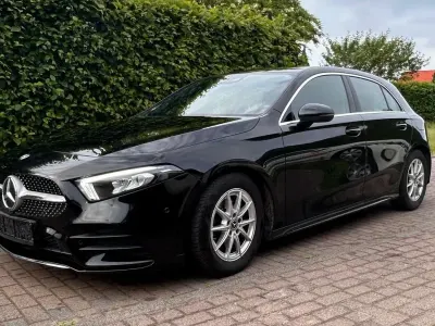 Gebraucht Mercedes A200 AMG line 150 PS (110 kW) 2021 Schwarz Limousine