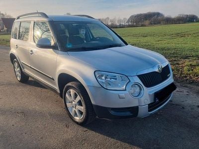 Silber Gebraucht 2012 Skoda Yeti GreenLine SUV | 5.400 € (Etwas zu teuer)