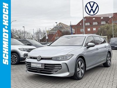 Gebraucht VW Passat Elegance 193 PS (141 kW) 2024 Oyster silver (silber) Kombi