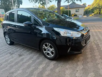 Gebraucht Ford B-MAX Cool & Connect 101 PS (74 kW) 2014 Schwarz Van / Kleinbus