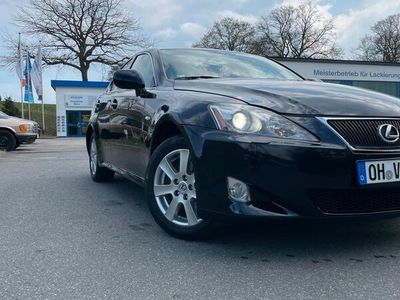 Lexus IS220d