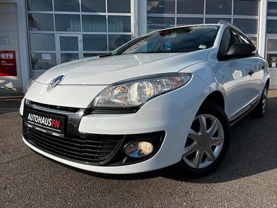 Weiß Gebraucht 2013 Renault Mégane GrandTour Kombi | 4.500 € (Etwas zu teuer)