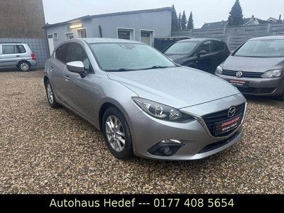 Grau Gebraucht 2014 Mazda 3 Center-Line Limousine | 10.790 € (Fairer Preis)