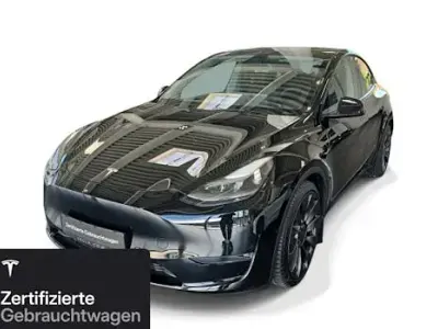 Käytetty Tesla Model Y Performance 321 kW (437 HP) 2022 Musta Katumaasturi