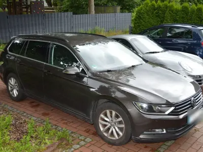 Gebraucht VW Passat Comfortline 120 PS (88 kW) 2016 Braun Kombi