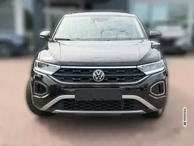 Gebraucht VW T-Roc Life 116 PS (85 kW) 2024 Schwarz metallic SUV