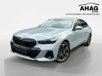 Neu BMW 540 Comfort Edition 303 PS (222 kW) 2026 M brooklyn grau Limousine