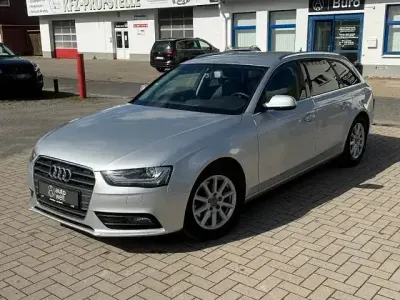 Gebraucht Audi A4 Sport 136 PS (100 kW) 2014 Eissilber Kombi