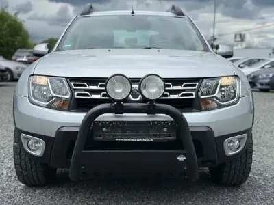 Gebraucht Dacia Duster Prestige 125 PS (91 kW) 2015 Grau SUV