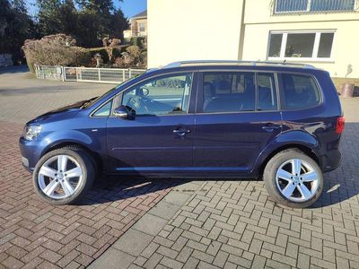 Gebraucht VW Touran Cup 140 PS (102 kW) 2015 Blau Van / Kleinbus