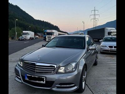 Gebraucht Mercedes C220 Elegance 170 PS (125 kW) 2011 Grau Limousine