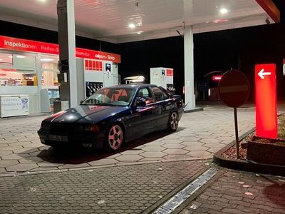 gebraucht BMW 320 E36 i