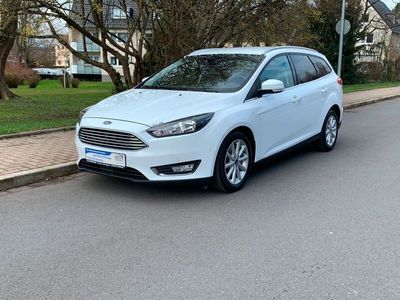 gebraucht Ford Focus Titanium. Automatik. 2 Hand Scheckheftgepflegt