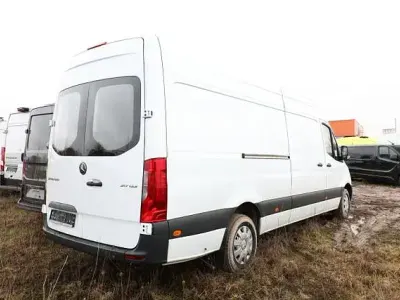 Gebraucht Mercedes Sprinter 170 PS (125 kW) 2022 Arktik weiß arktik weiß Van