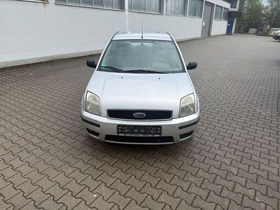 Second-hand Ford Fusion Ambiente 101 CP (74 kW) 2003 Argintiu Hatchback