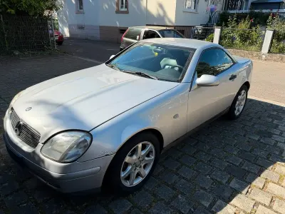 Second-hand Mercedes SLK200