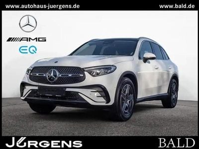 Gebraucht Mercedes GLC300 AMG 258 PS (189 kW) 2024 Weiss polarweiss SUV
