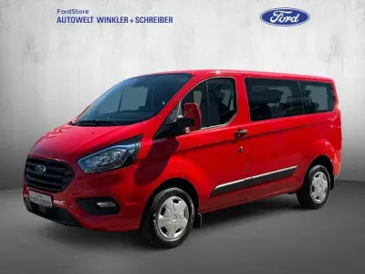 Gebraucht Ford Transit Custom Trend 131 PS (96 kW) 2022 Rot Van