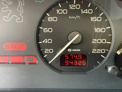 Gebraucht Peugeot 406 110 PS (80 kW) 1996 Rot Limousine