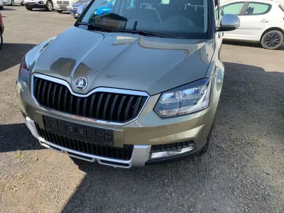Gebraucht Skoda Yeti Ambition 140 PS (102 kW) 2015 Grün SUV