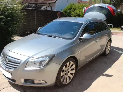 Gebraucht Opel Insignia 195 PS (143 kW) 2012 Grau Kombi