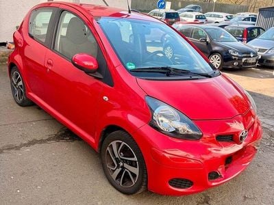 Gebraucht Toyota Aygo Cool 68 PS (50 kW) 2009 Rot Kleinwagen
