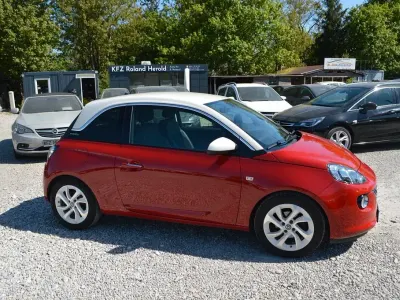 Usata Opel Adam 101 CV (74 kW) 2019 Rosso Utilitaria