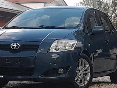 Usata Toyota Auris 101 CV (74 kW) 2009 Blu Utilitaria