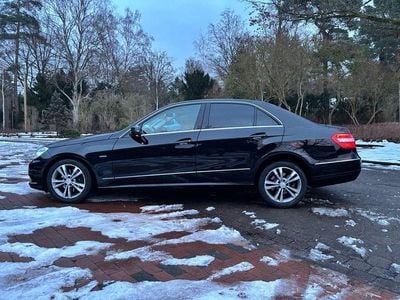 Gebraucht Mercedes E350 Elegance 292 PS (214 kW) 2011 Schwarz Limousine