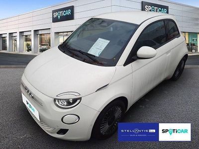 Gebraucht Fiat 500e La Prima 86 kW (118 PS) 2021 Weiß Kleinwagen