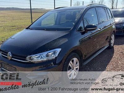 Gebraucht VW Touran R-line 150 PS (110 kW) 2020 Deep black perleffekt Van / Kleinbus