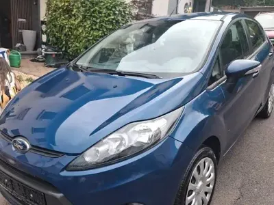 Gebraucht Ford Fiesta Ambiente 82 PS (60 kW) 2009 Blau Limousine