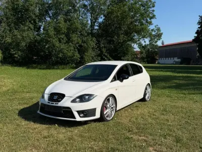 Gebraucht Seat Leon CUPRA 265 PS (194 kW) 2013 Weiß Limousine