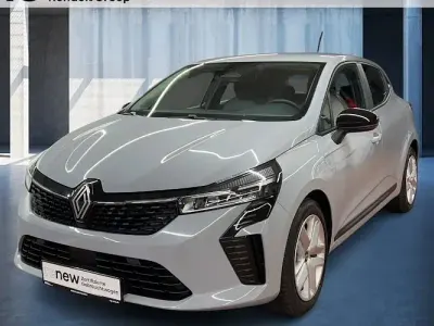 Używany Renault Clio V Evolution 91 KM (66 kW) 2024 Szary Sedan/Limuzyna