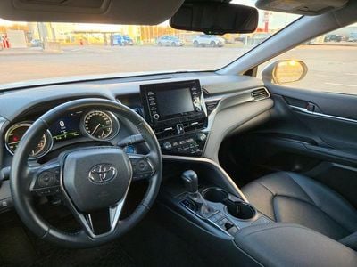 Gebraucht Toyota Camry 178 PS (130 kW) 2023 Schwarz Limousine