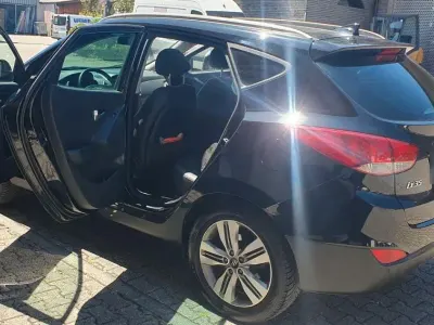 Gebraucht Hyundai ix35 Premium 184 PS (135 kW) 2013 Schwarz SUV