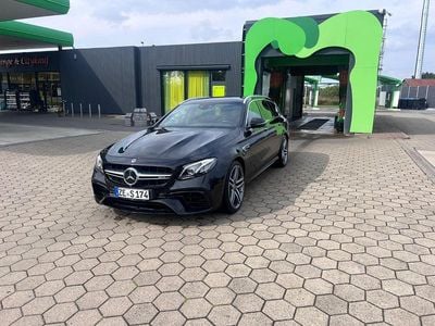 Mercedes E63 AMG