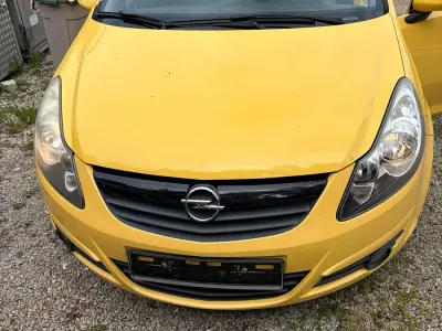 Gebraucht Opel Corsa 87 PS (63 kW) 2010 Gelb Kleinwagen
