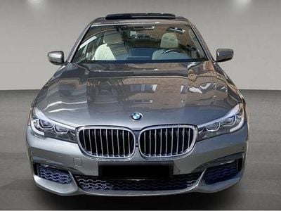 Gebraucht BMW 740 iPerformance 326 PS (239 kW) 2017 Grau Limousine