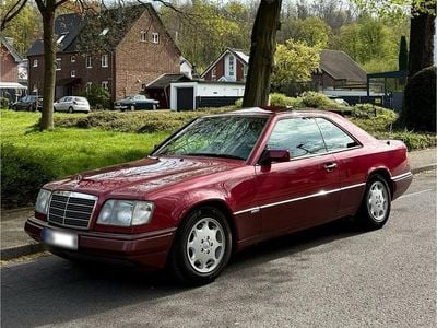 Usata Mercedes E320 220 CV (161 kW) 1994 Rosso Coupé