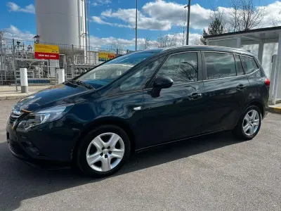 Gebraucht Opel Zafira Innovation 140 PS (102 kW) 2016 Grün Van / Kleinbus